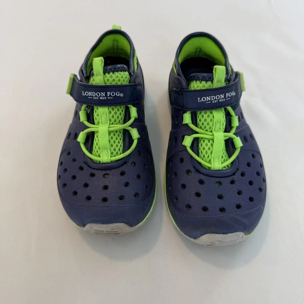 London Fog Mud‎ Puppies Water Shoes Toddler Size 9 Slip On